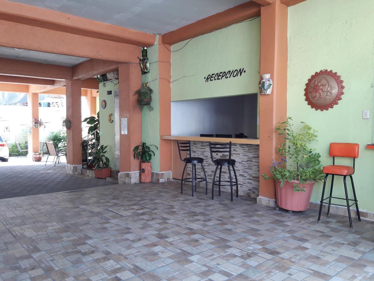 Отель Oaxaquita La Bella Oaxaca Экстерьер фото